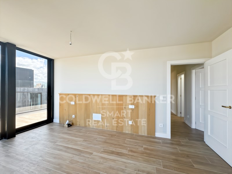 Oleiros, Galicia, 15172, ES, 2 Bedrooms Bedrooms, ,2 BathroomsBathrooms,Residential,For Sale,1891297