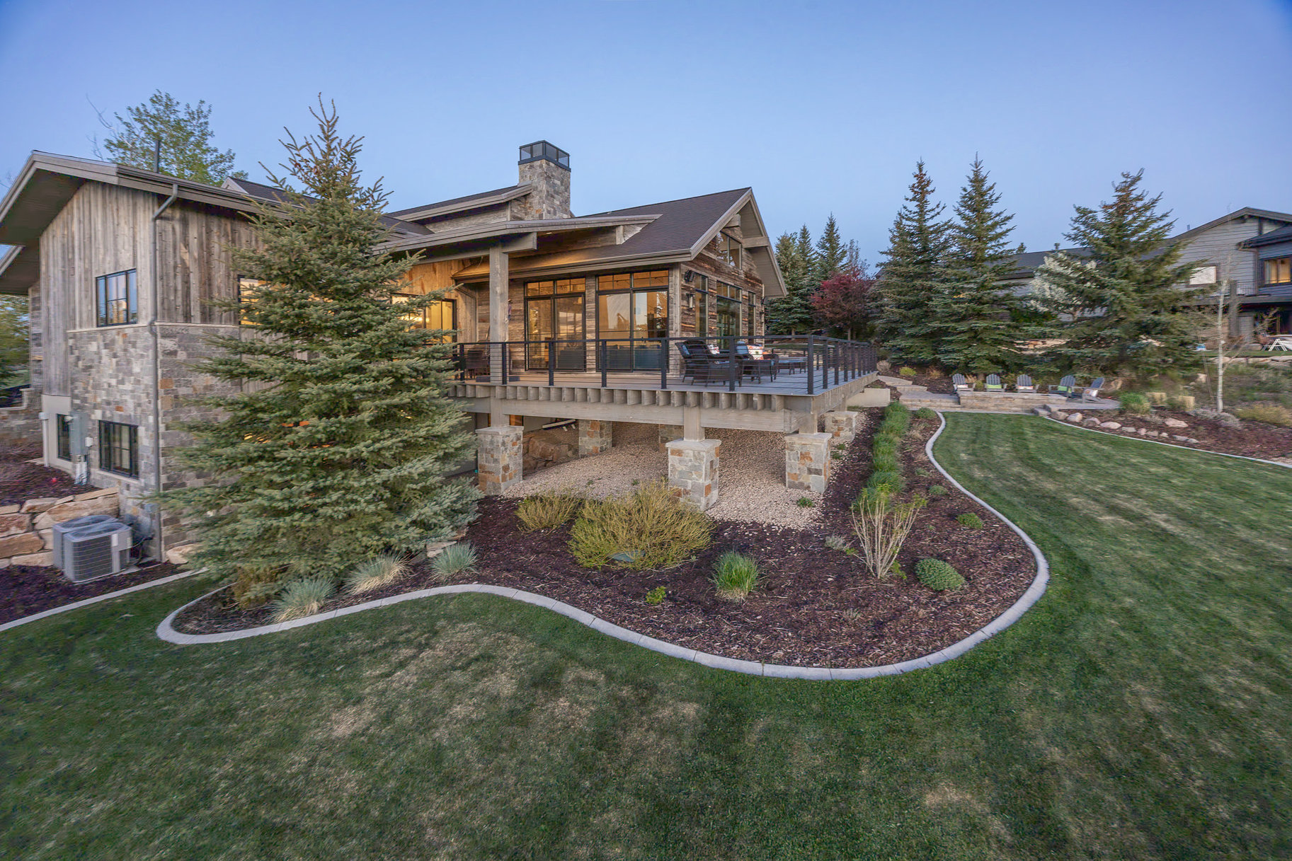 Framed by Panoramic Mountain Views with Access to Round Valley