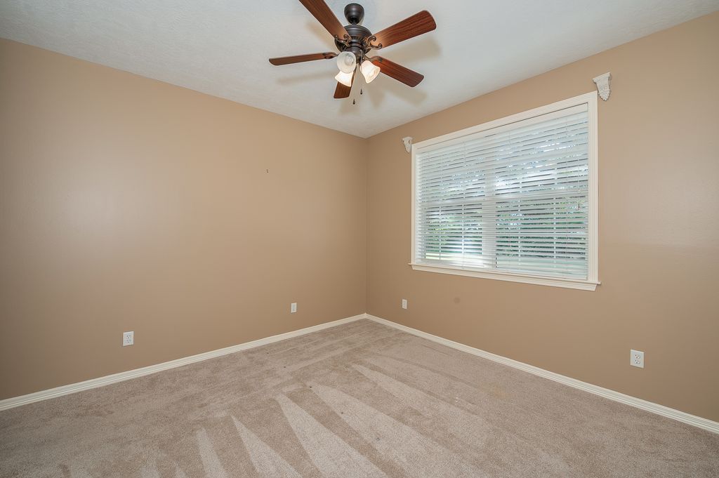 College Station, Texas, 77845, United States, 5 Bedrooms Bedrooms, ,5 BathroomsBathrooms,Residential,For Sale,1876080