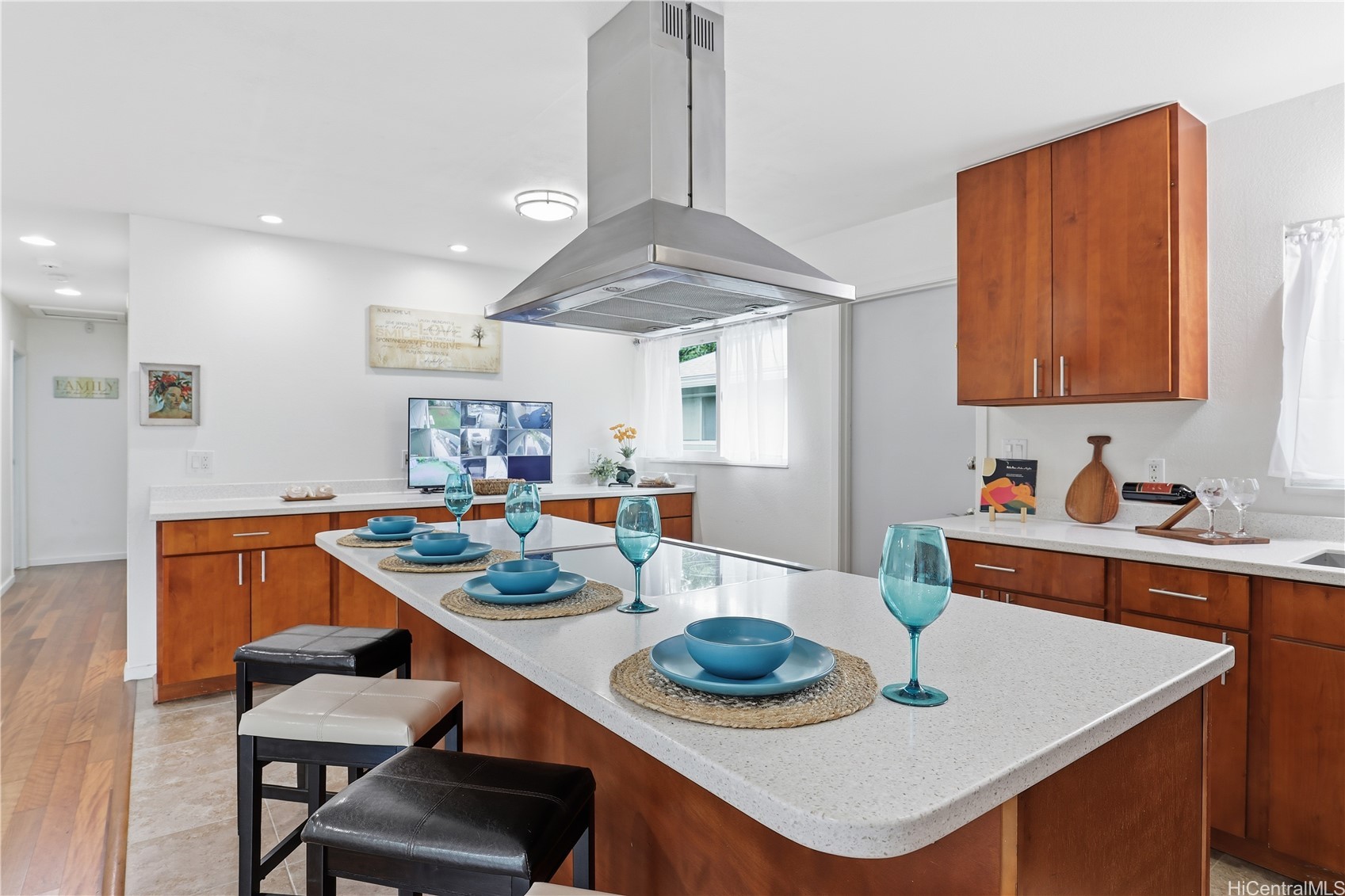 Kaneohe, Hawaii, 96744, United States, 3 Bedrooms Bedrooms, ,2 BathroomsBathrooms,Residential,For Sale,1988177