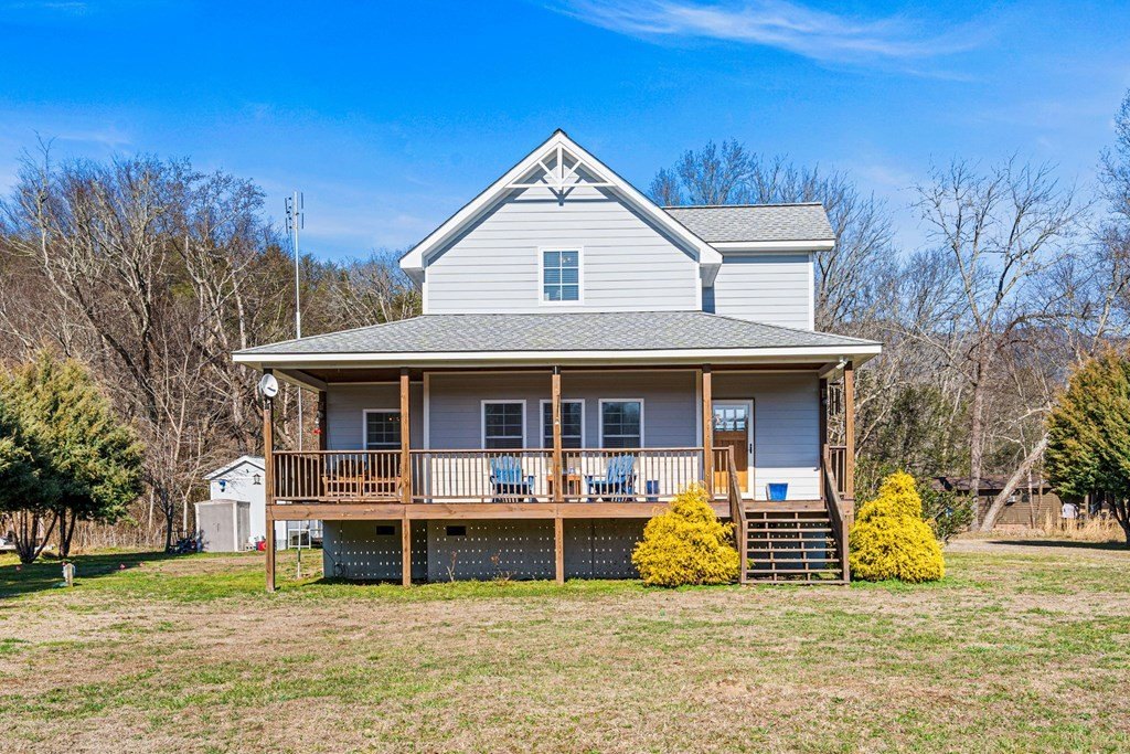 Hayesville, North Carolina, 28904, United States, 3 Bedrooms Bedrooms, ,3 BathroomsBathrooms,Residential,For Sale,2005507