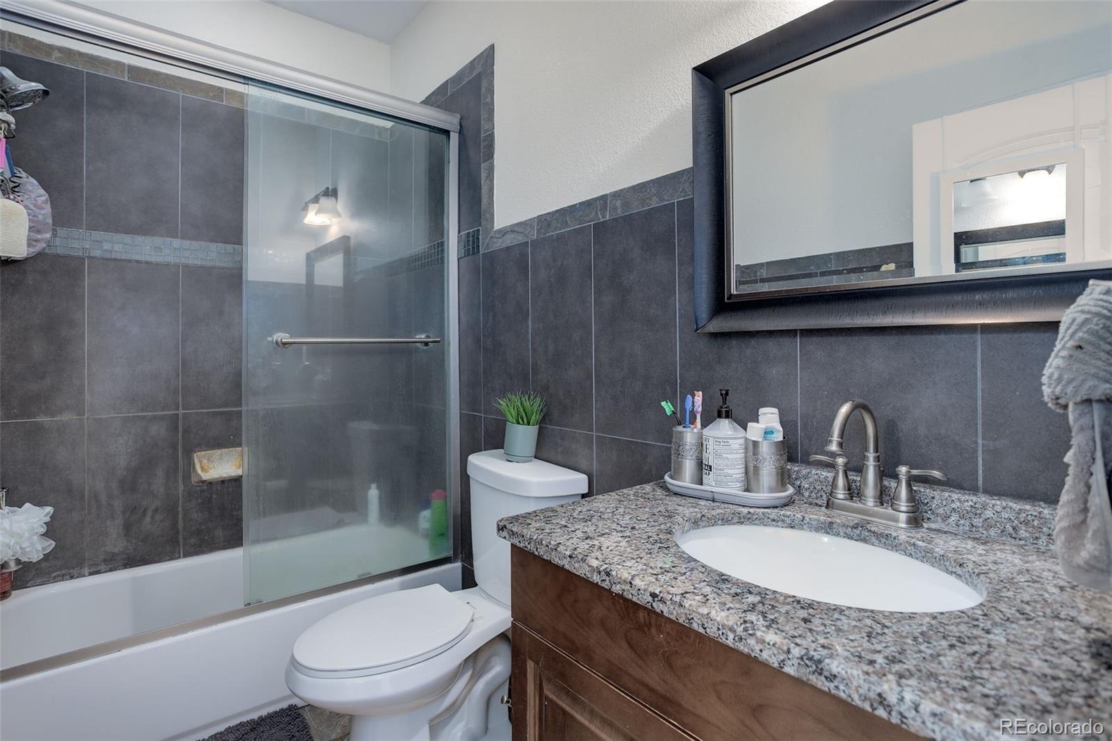 Keenesburg, Colorado, 80643, United States, 4 Bedrooms Bedrooms, ,4 BathroomsBathrooms,Residential,For Sale,1759210