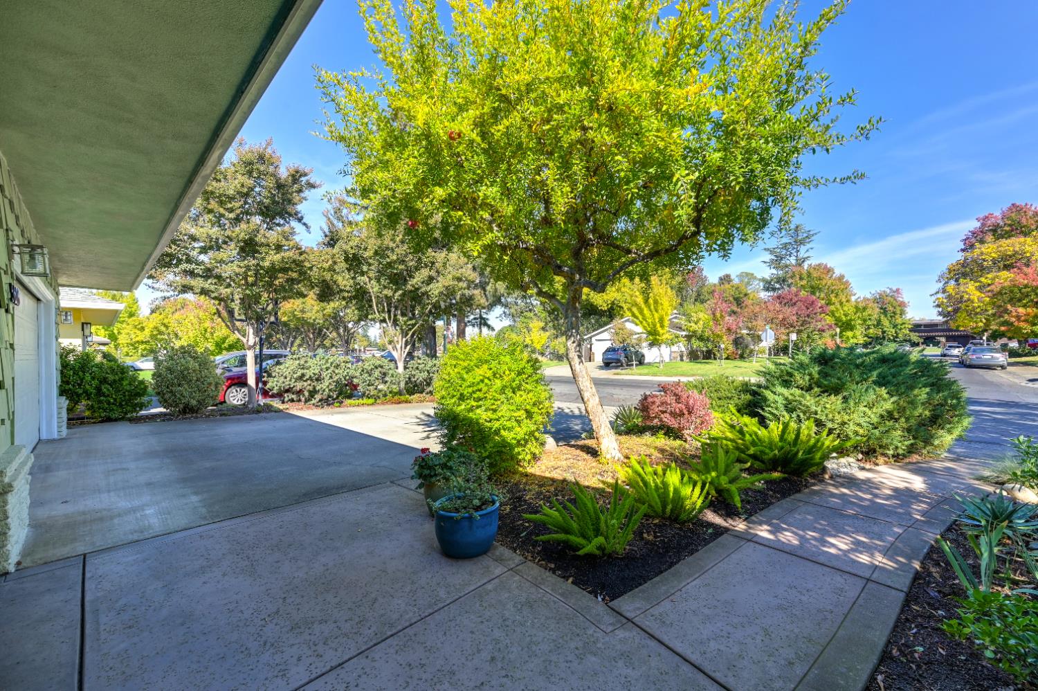 Sacramento, California, 95819, United States, 3 Bedrooms Bedrooms, ,2 BathroomsBathrooms,Residential,For Sale,1987598