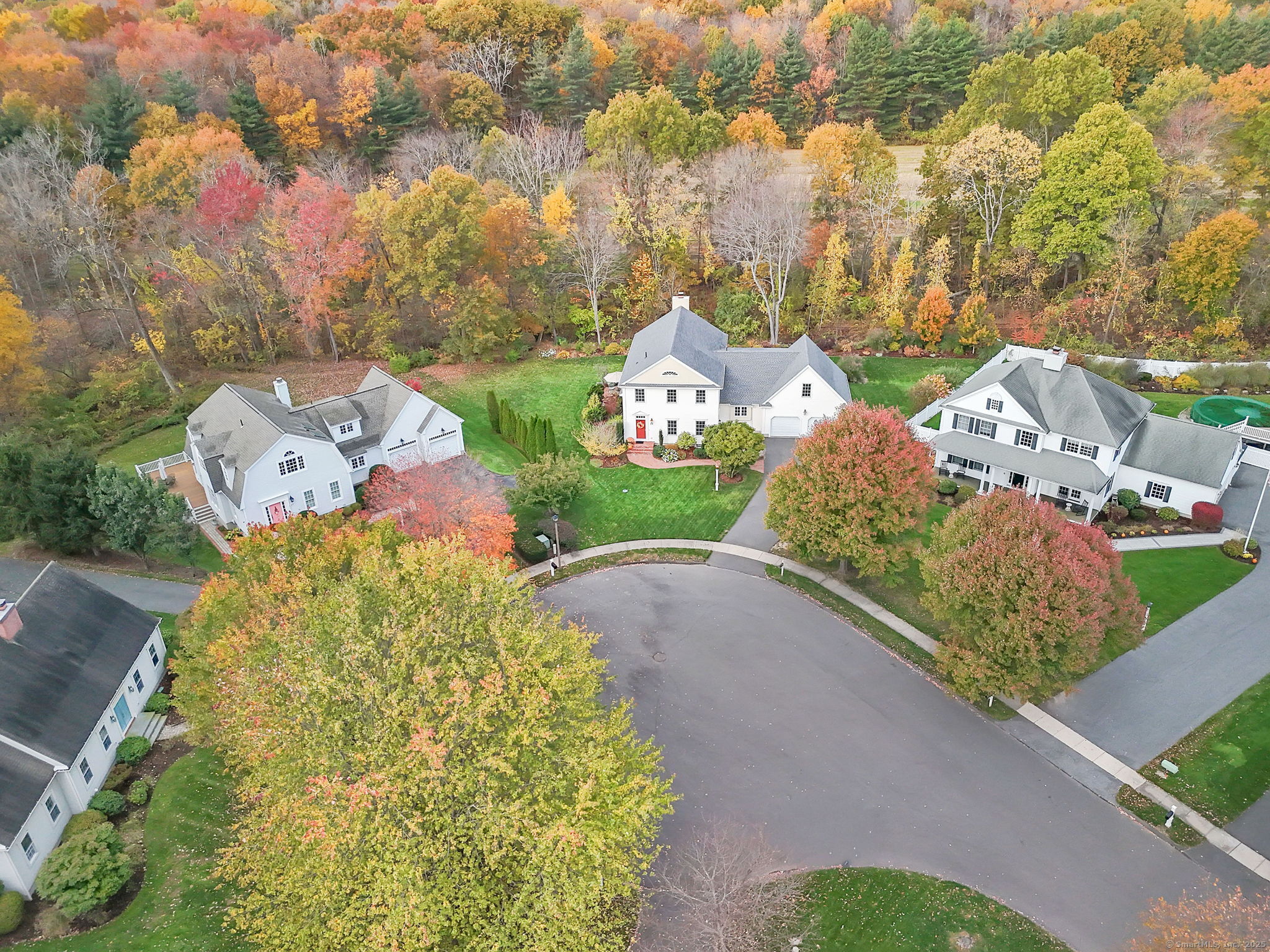 Suffield, Connecticut, 06078, United States, 4 Bedrooms Bedrooms, ,3 BathroomsBathrooms,Residential,For Sale,1988055