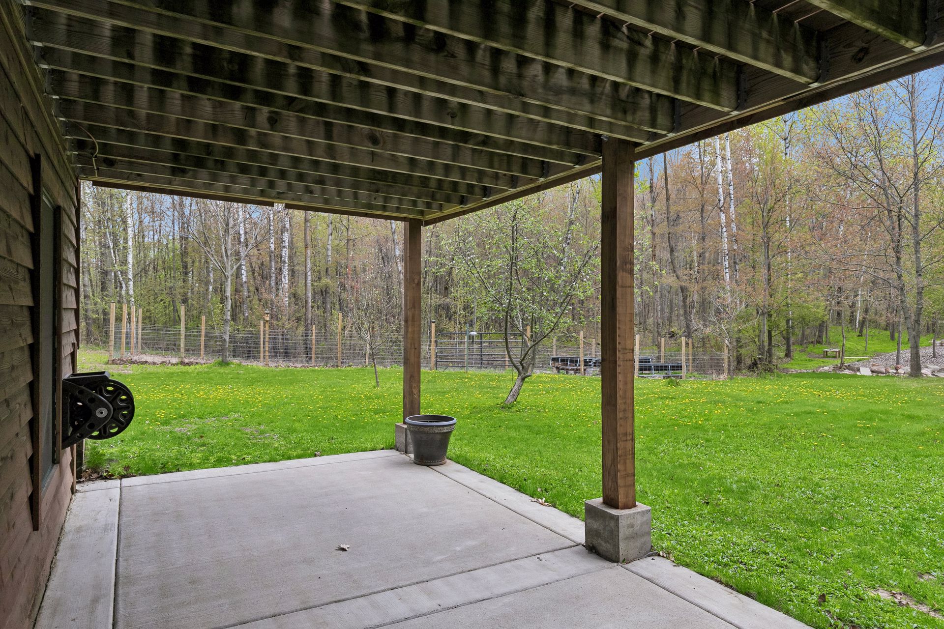  Private Woodland Retreat Surrounded by Nature and Serenity - 物件實景