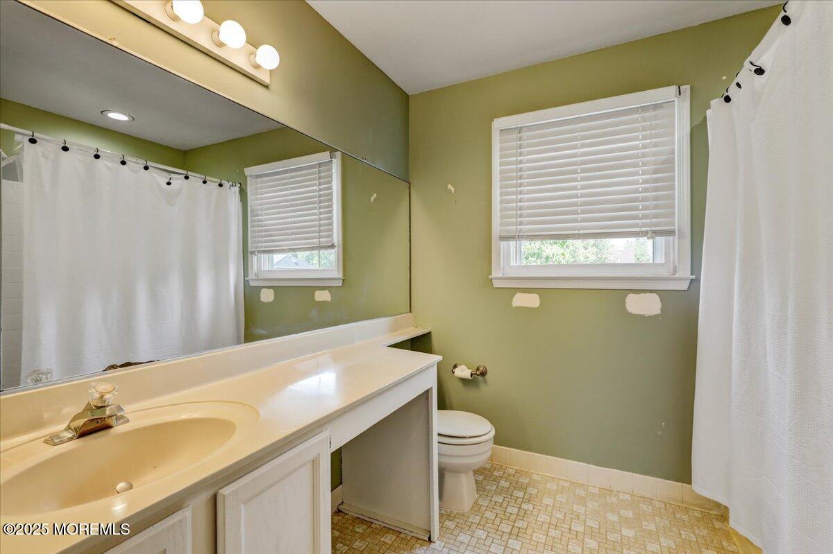 Howell, New Jersey, 07731, United States, 3 Bedrooms Bedrooms, ,3 BathroomsBathrooms,Residential,For Sale,1921705