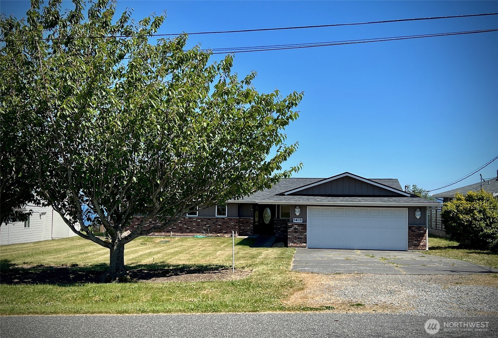 Oak Harbor, Washington, 98277, United States, 3 Bedrooms Bedrooms, ,1 BathroomBathrooms,Residential,For Sale,1983313