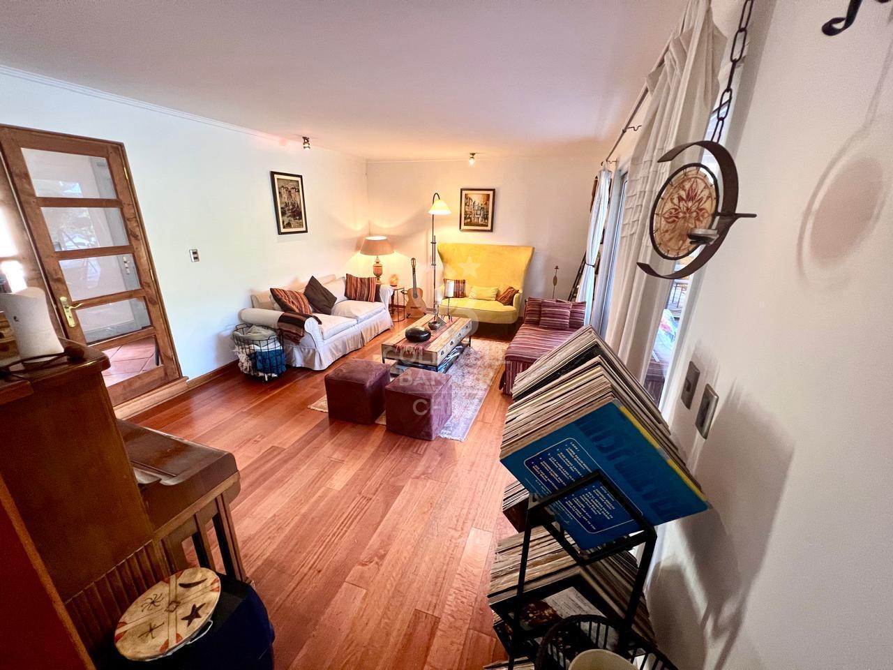 Colina, Chile, 4 Bedrooms Bedrooms, ,3 BathroomsBathrooms,Residential,For Sale,1691434