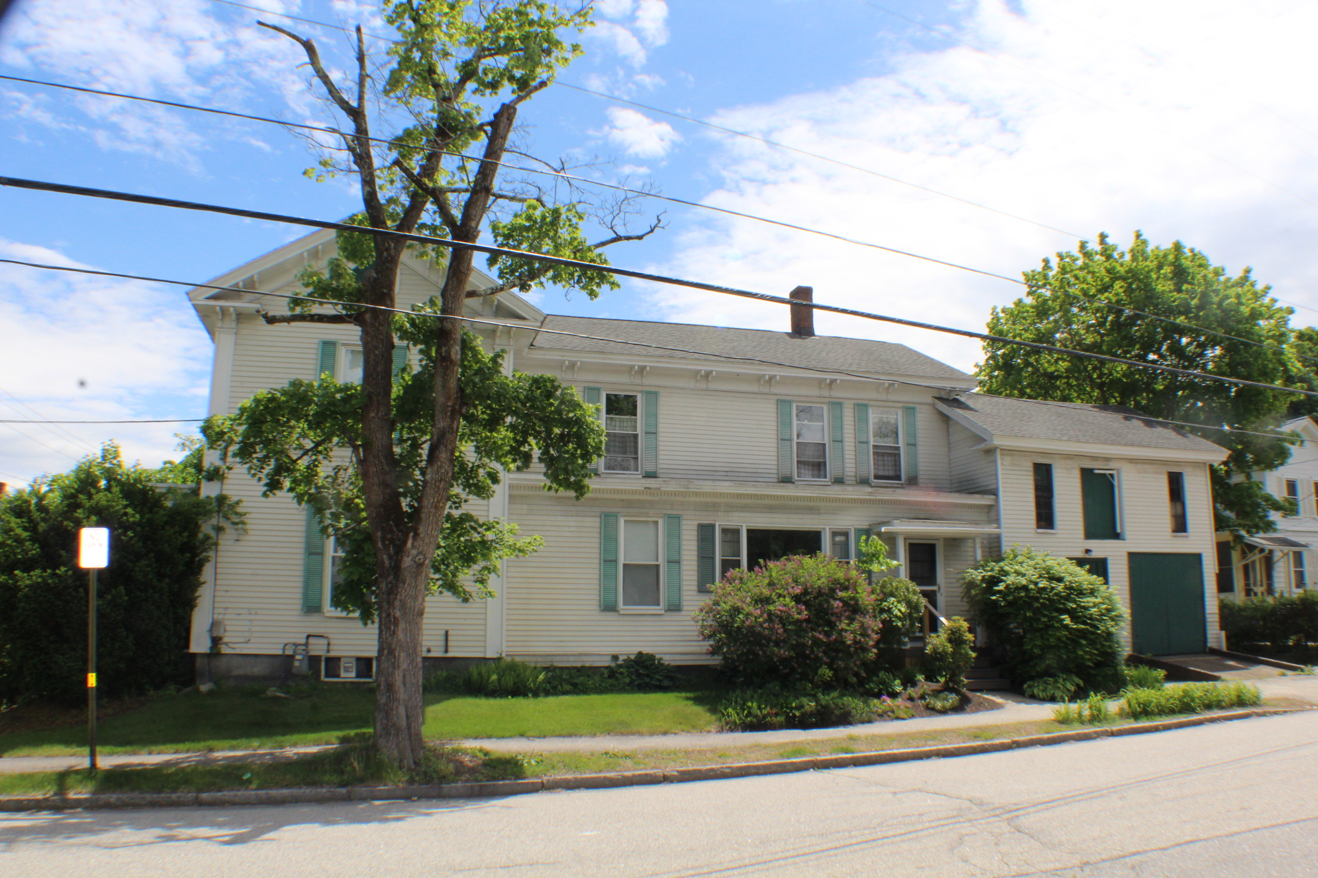 Concord, New Hampshire, 03301, United States, 7 Bedrooms Bedrooms, ,3 BathroomsBathrooms,Residential,For Sale,2048587