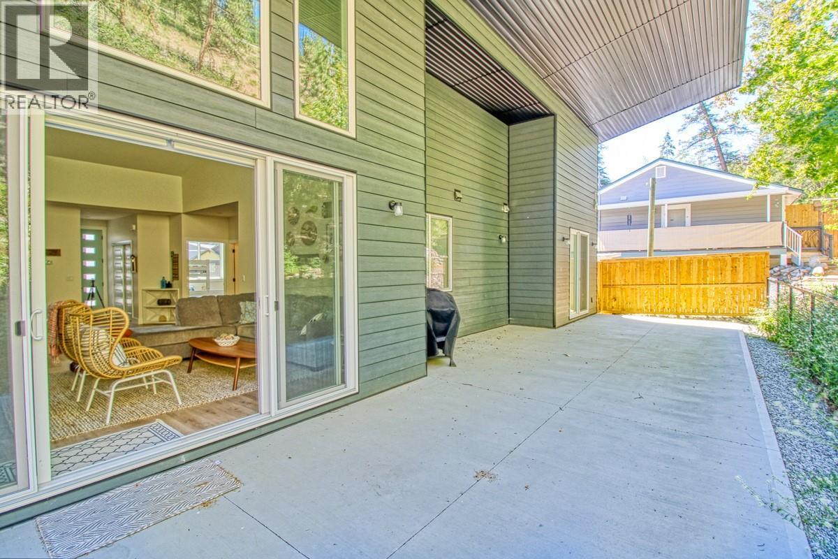 FINTRY, British Columbia, V1Z 3V1, CA, 4 Bedrooms Bedrooms, ,2 BathroomsBathrooms,Residential,For Sale,1950082