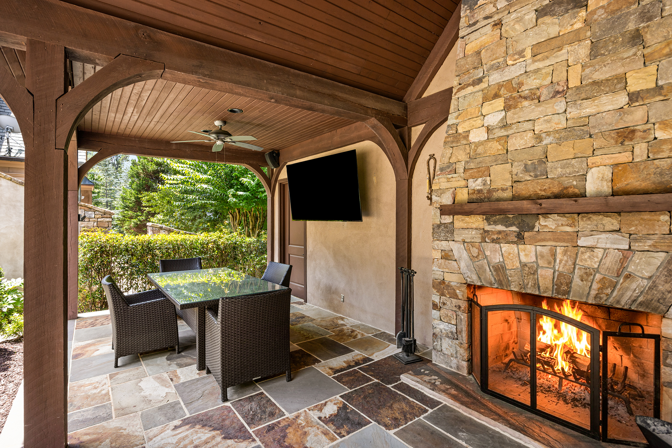  Private European Retreat, Moments from Atlanta Country Club - 物件實景