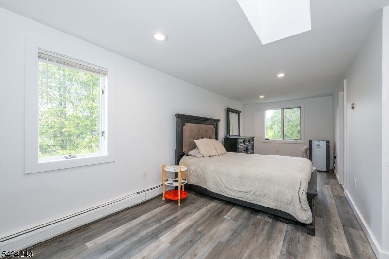 Wanaque Boro, New Jersey, 07420, United States, 4 Bedrooms Bedrooms, ,2 BathroomsBathrooms,Residential,For Sale,2049267