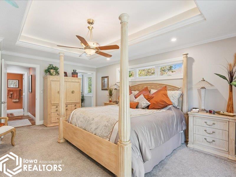 Burlington, Iowa, 52601, United States, 3 Bedrooms Bedrooms, ,3 BathroomsBathrooms,Residential,For Sale,1980074