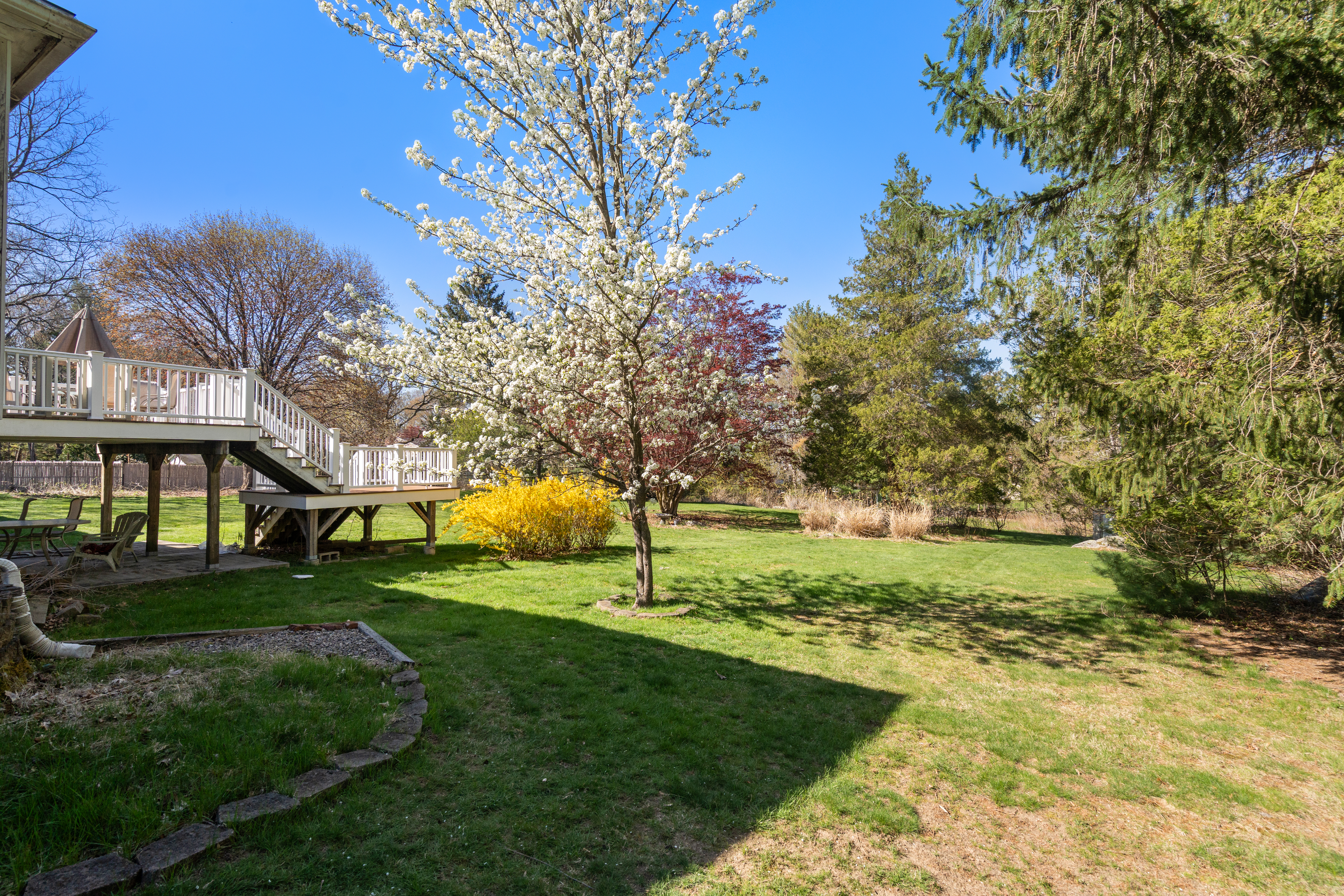  424 Central, Holliston, MA, 01746 - 物件實景