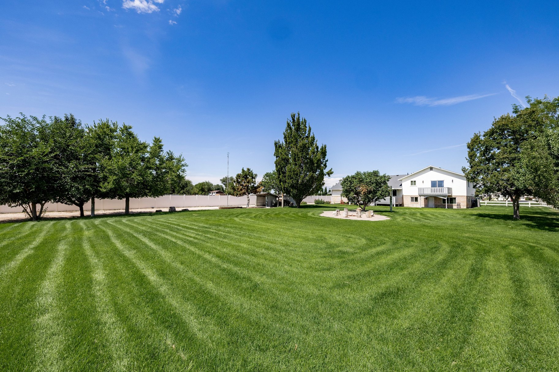  North Ogden Horse Property - 物件實景