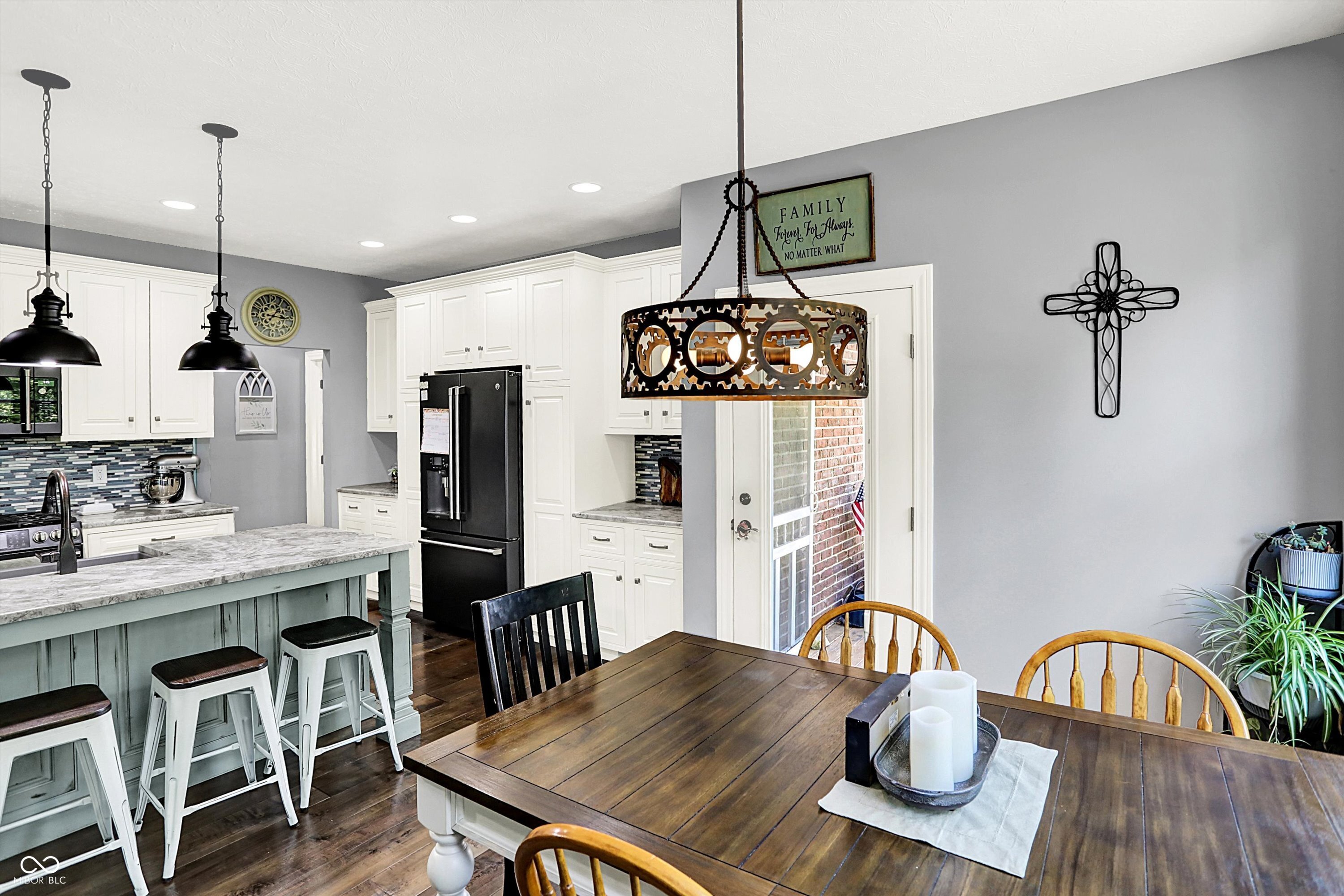 Greenwood, Indiana, 46143, United States, 4 Bedrooms Bedrooms, ,3 BathroomsBathrooms,Residential,For Sale,1974469