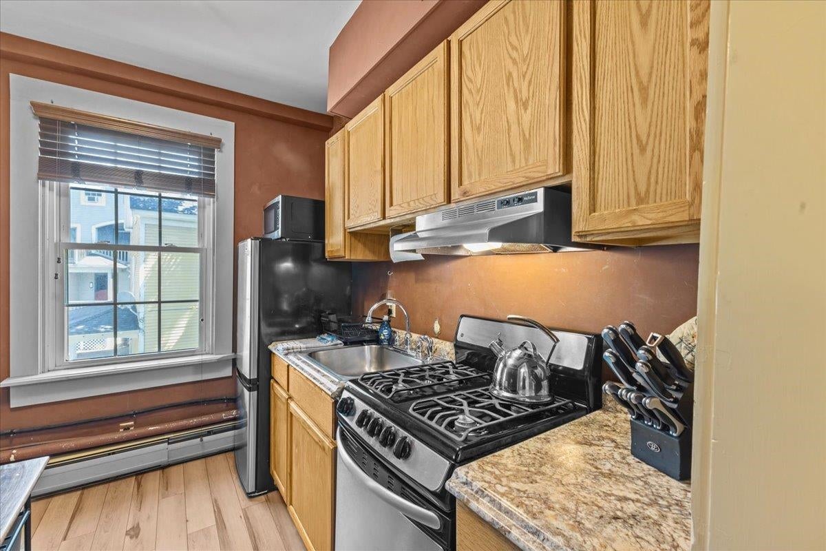 Stowe, Vermont, 05672, United States, 2 Bedrooms Bedrooms, ,2 BathroomsBathrooms,Residential,For Sale,2003002