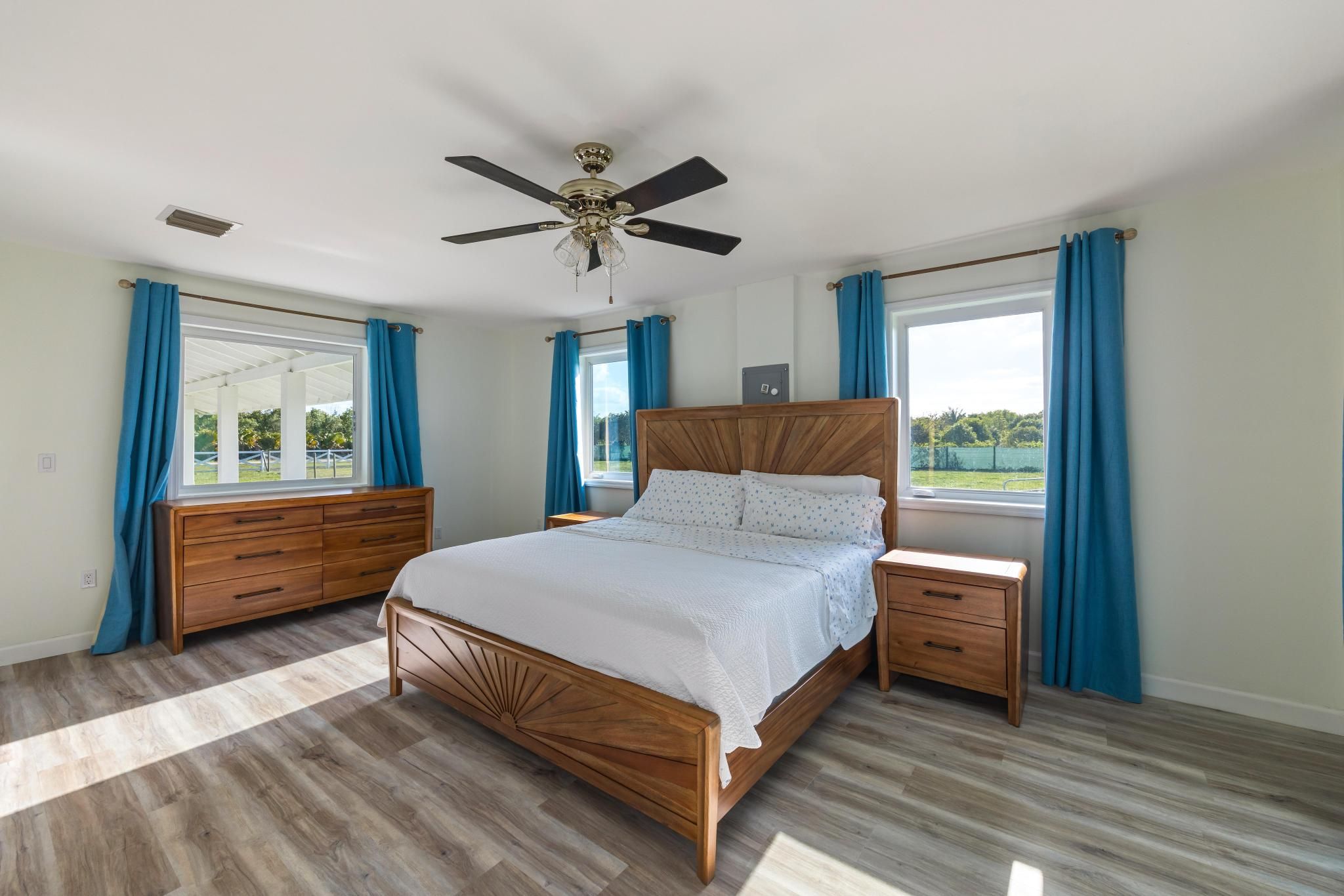  22275 SW 256th St, Homestead, FL, 33031 - 物件實景