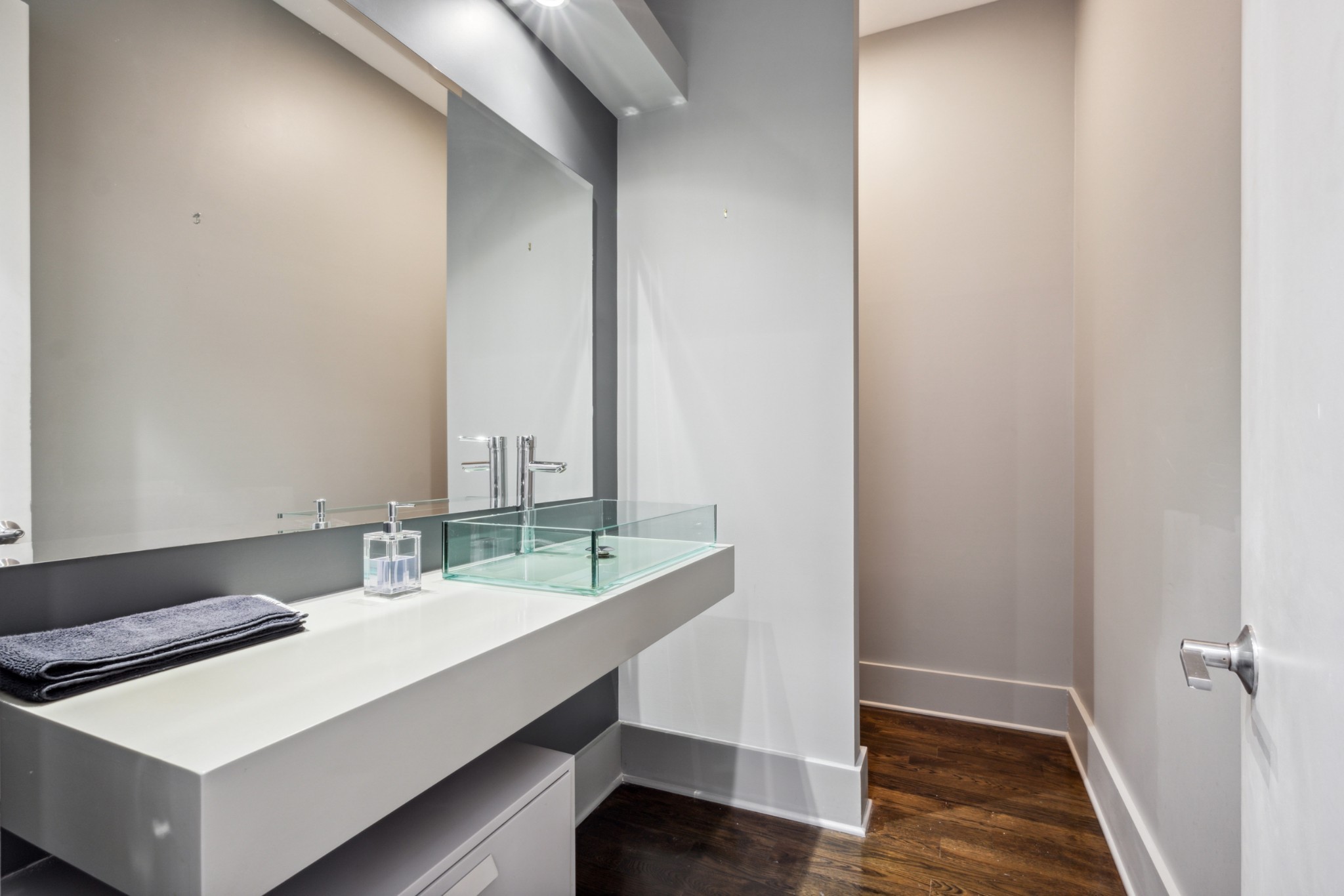 Nashville, Tennessee, 37215, United States, 5 Bedrooms Bedrooms, ,11 BathroomsBathrooms,Residential,For Sale,1997192