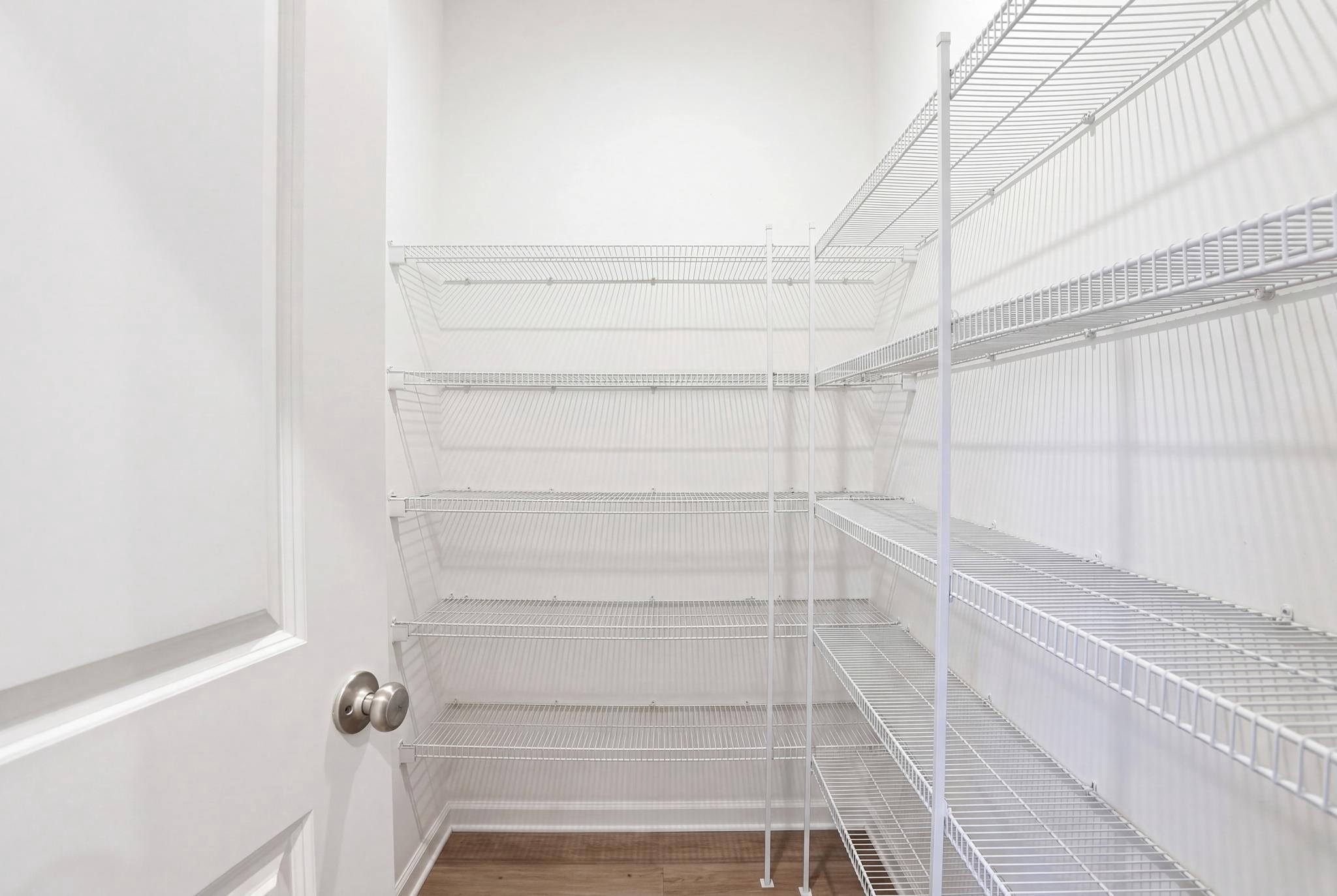  9428 Deschamp Court, Manassas, VA, 20112 - 物件實景