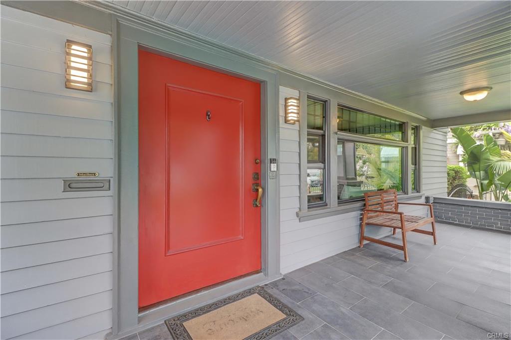 Los ANgeles, California, 90004, United States, 5 Bedrooms Bedrooms, ,2 BathroomsBathrooms,Residential,For Sale,1756474
