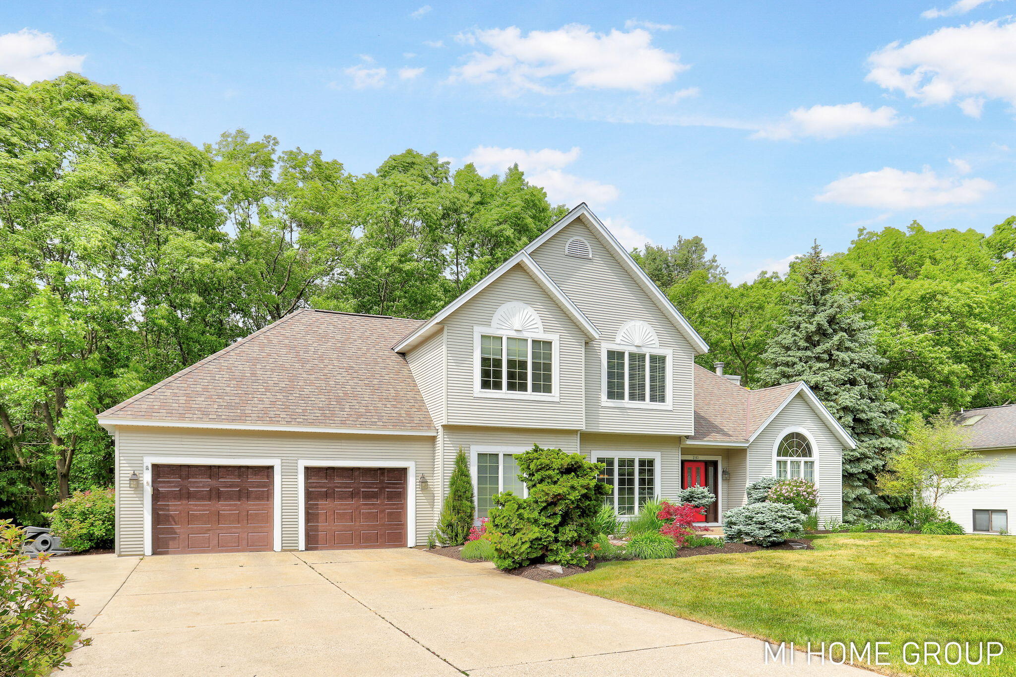 Holland, Michigan, 49424, United States, 4 Bedrooms Bedrooms, ,3 BathroomsBathrooms,Residential,For Sale,1849083