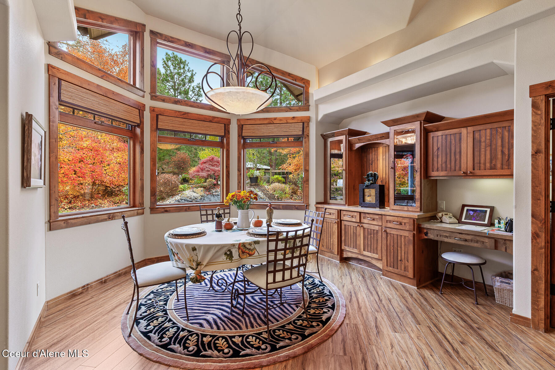 Hayden, Idaho, 83835, United States, 5 Bedrooms Bedrooms, ,4 BathroomsBathrooms,Residential,For Sale,1989952