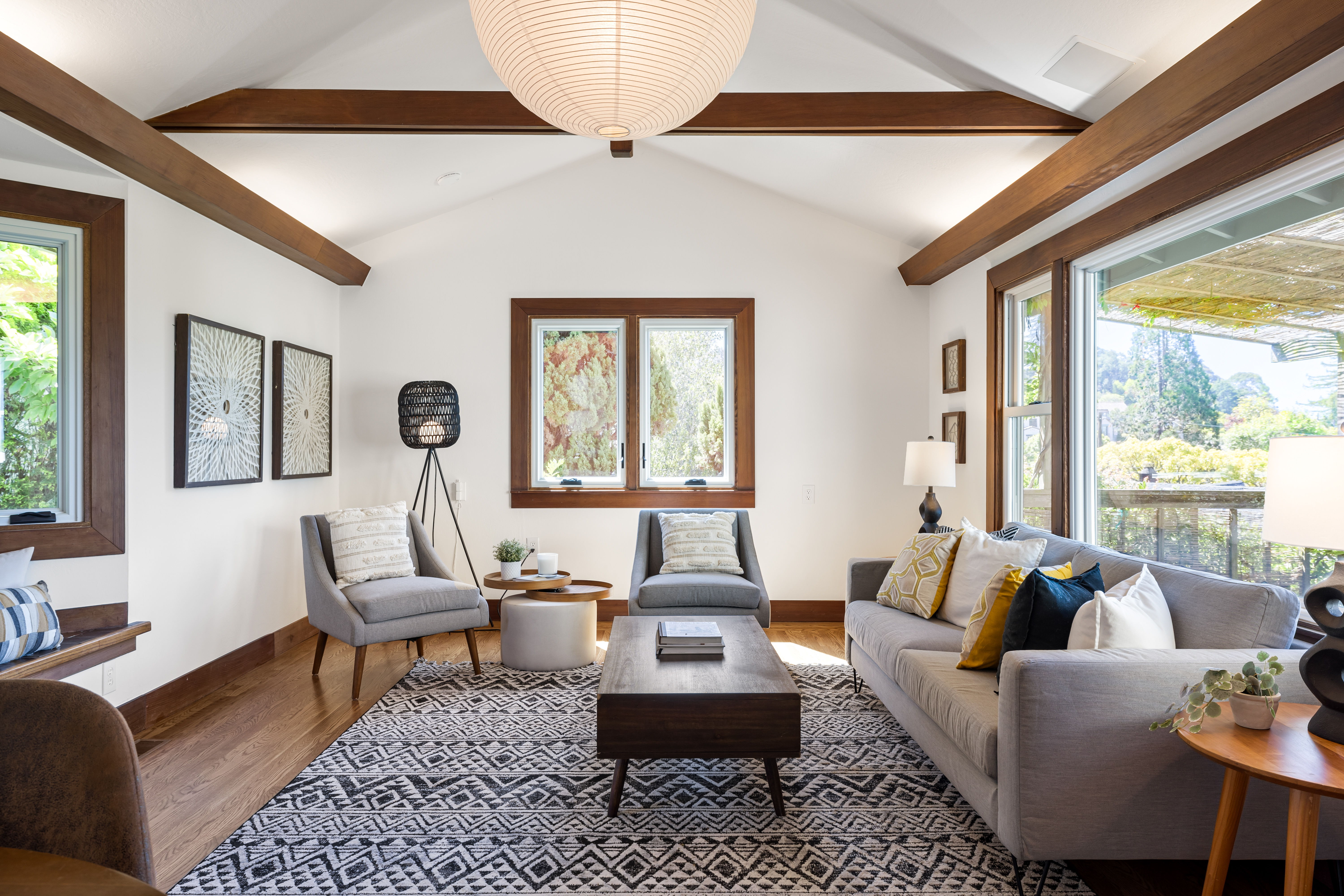  Timeless Berkeley Hills Gem with Spectacular Gardens and Bay Views - 物件實景