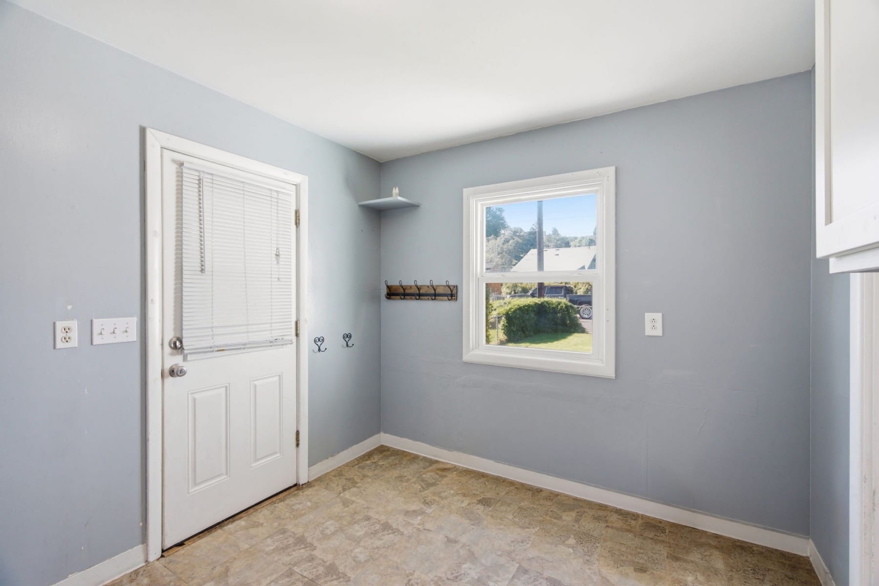  1321 E 13TH ST The Dalles, OR 97058 - 物件實景