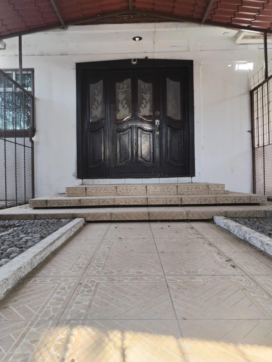Metepec, Estado de méxico, 52149, Mexico, 4 Bedrooms Bedrooms, ,2 BathroomsBathrooms,Residential,For Sale,1807183