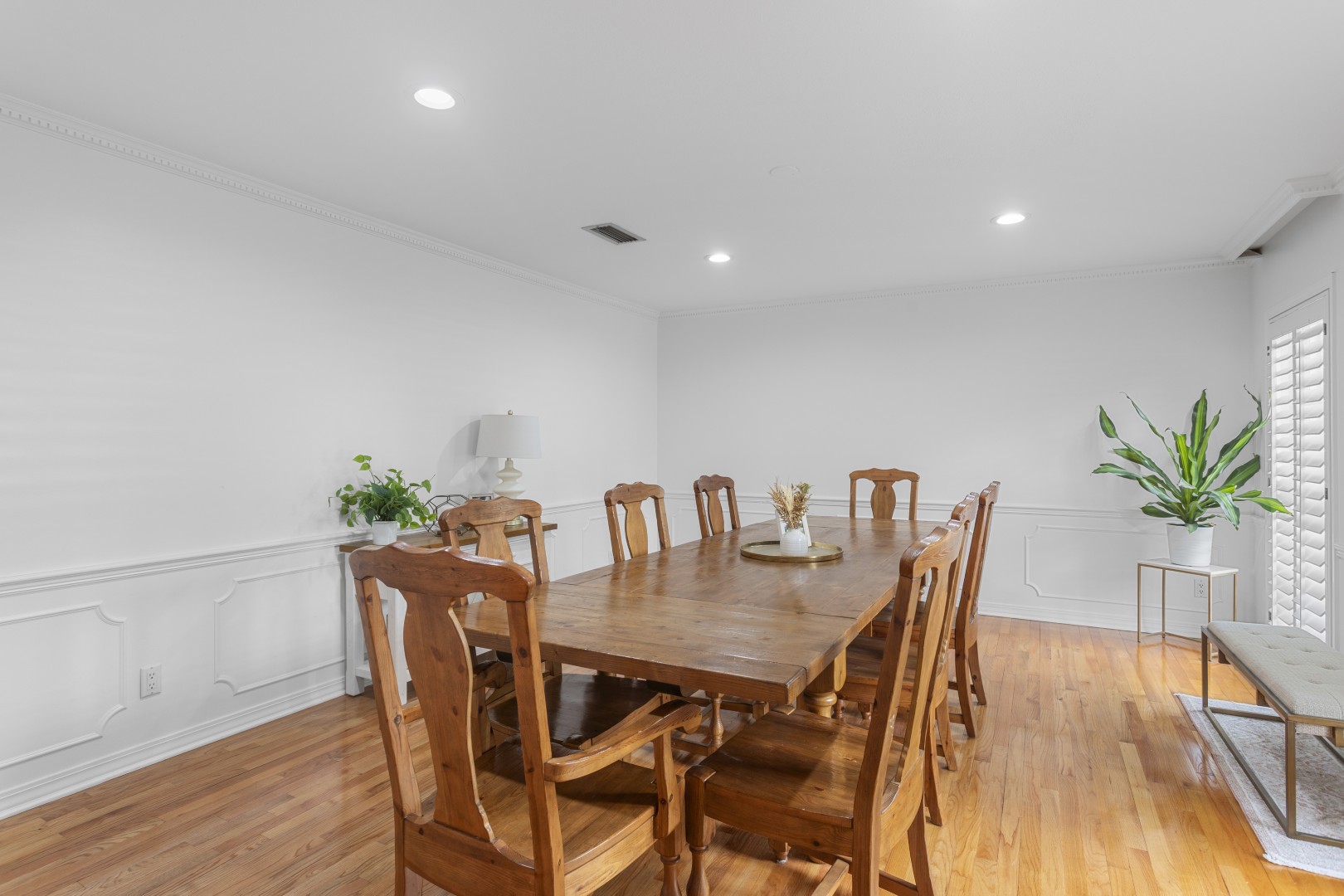 Tampa, Florida, 33629, United States, 4 Bedrooms Bedrooms, ,3 BathroomsBathrooms,Residential,For Sale,1987038