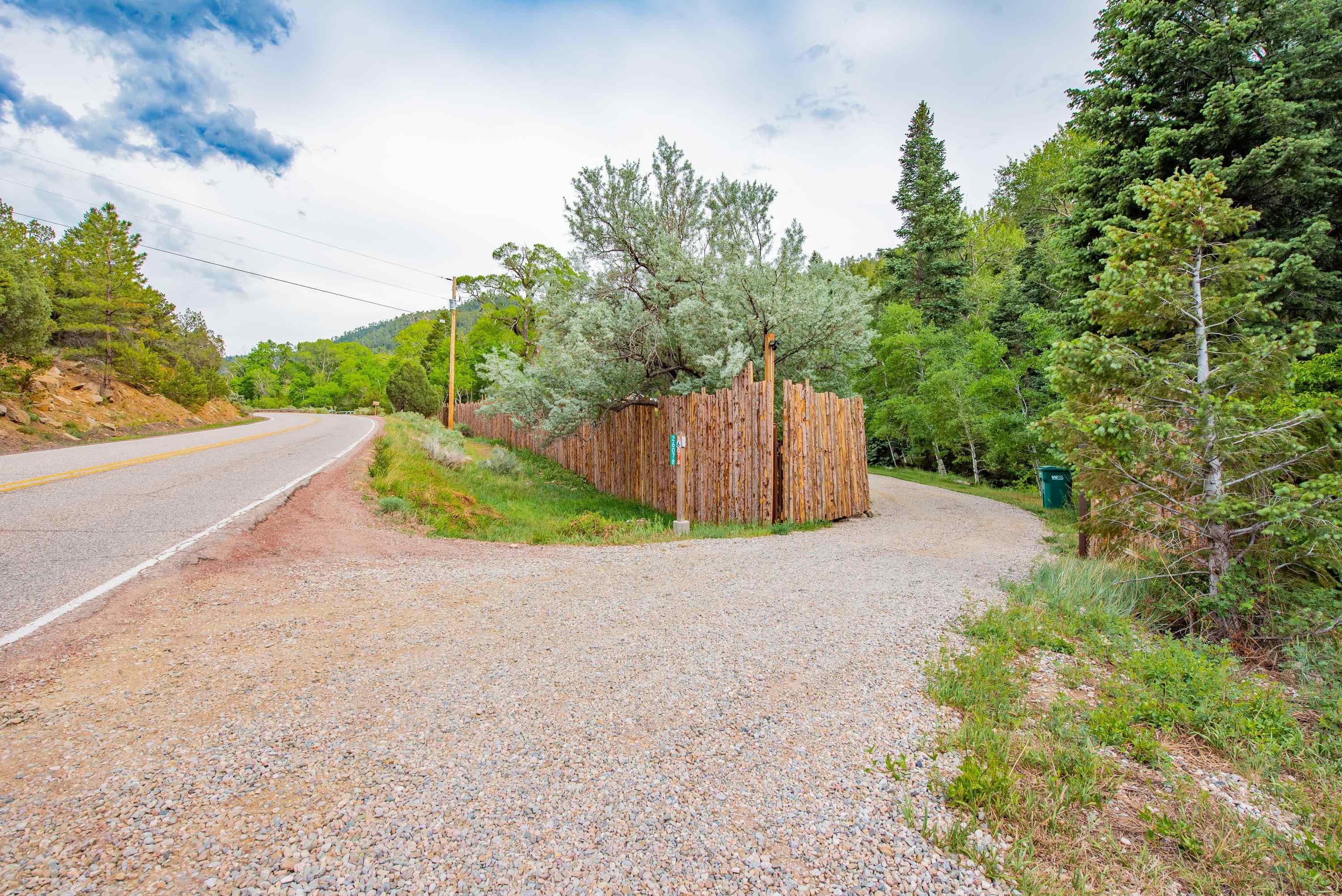 Taos, New Mexico, 87571, United States, 2 Bedrooms Bedrooms, ,2 BathroomsBathrooms,Residential,For Sale,1829499