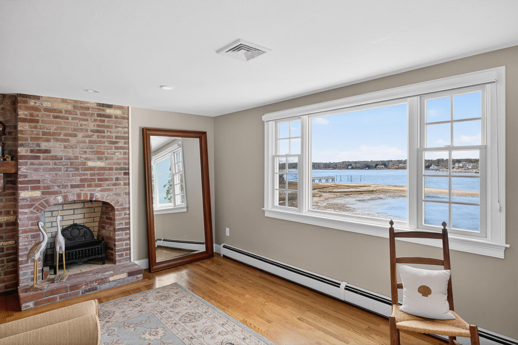  299 Main Street - 物件實景