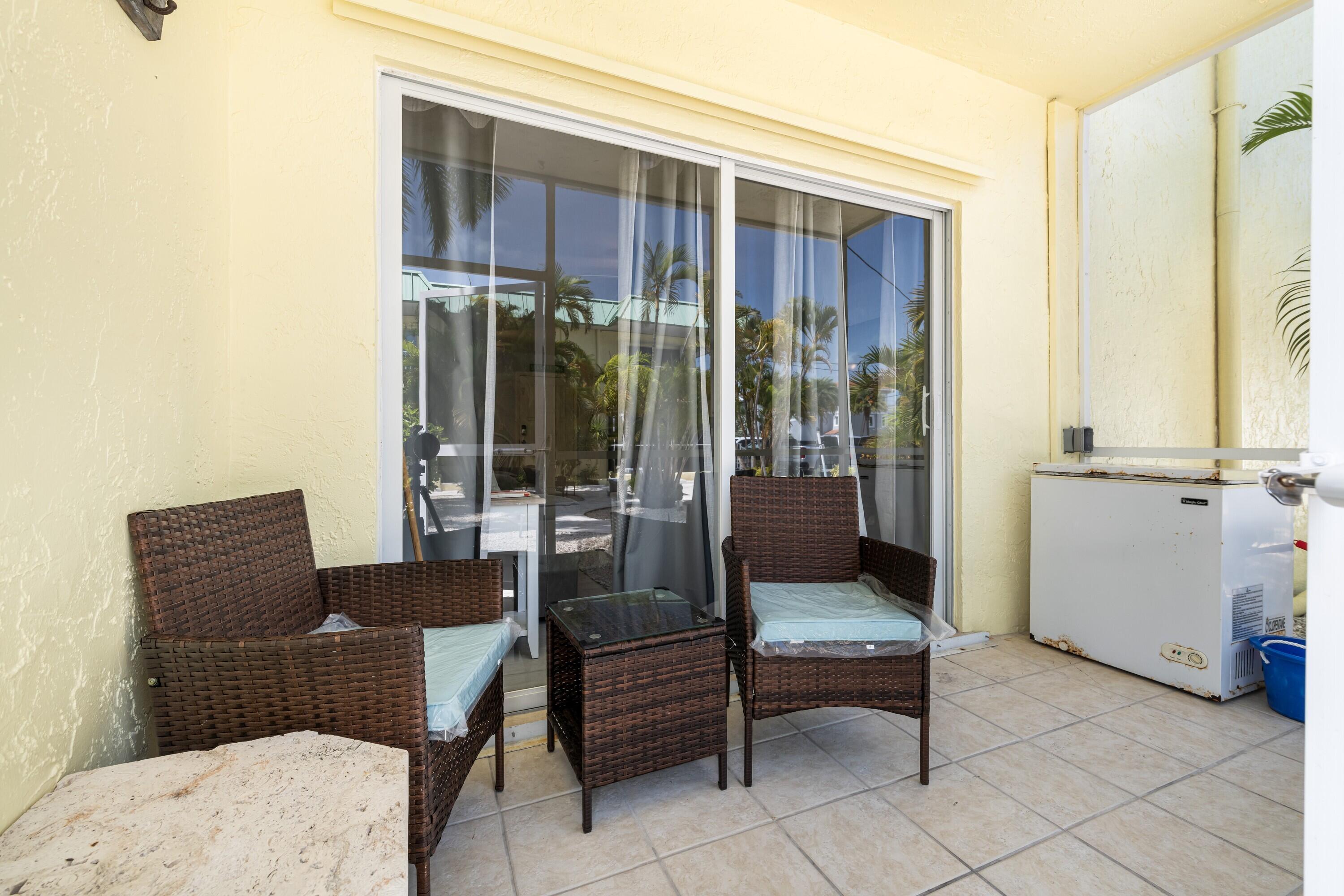 MARATHON, Florida, 33050, United States, 2 Bedrooms Bedrooms, ,2 BathroomsBathrooms,Residential,For Sale,1827608