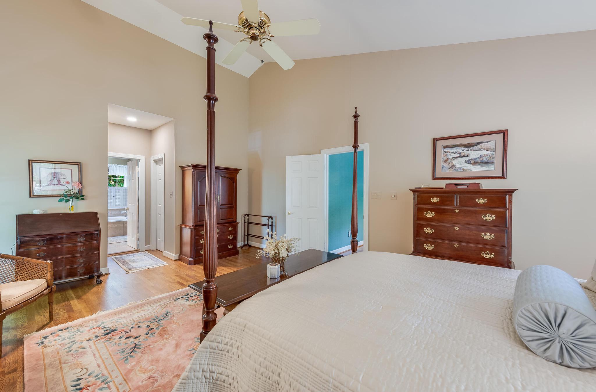  2028 Spring Branch Drive, Vienna, VA, 22181 - 物件實景
