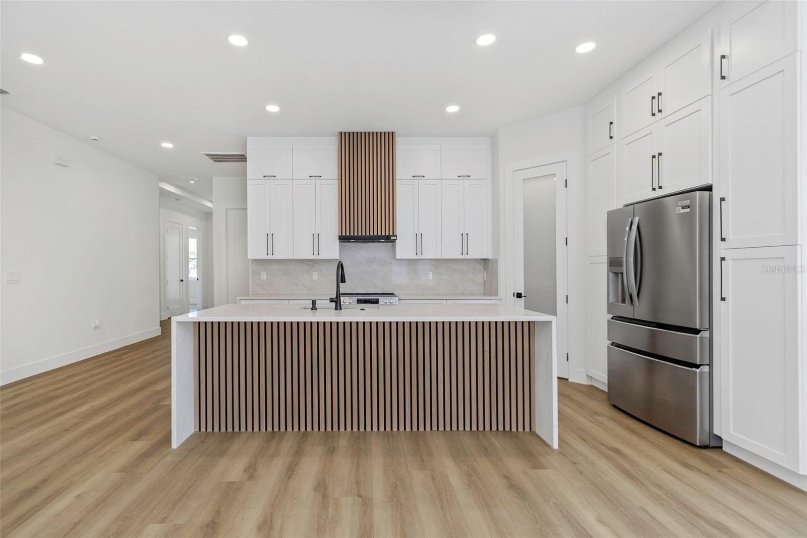 ST PETERSBURG, Florida, 33714, United States, 4 Bedrooms Bedrooms, ,3 BathroomsBathrooms,Residential,For Sale,2022051
