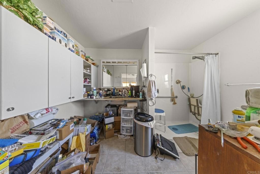 Santee, California, 92071, United States, 3 Bedrooms Bedrooms, ,3 BathroomsBathrooms,Residential,For Sale,1990944