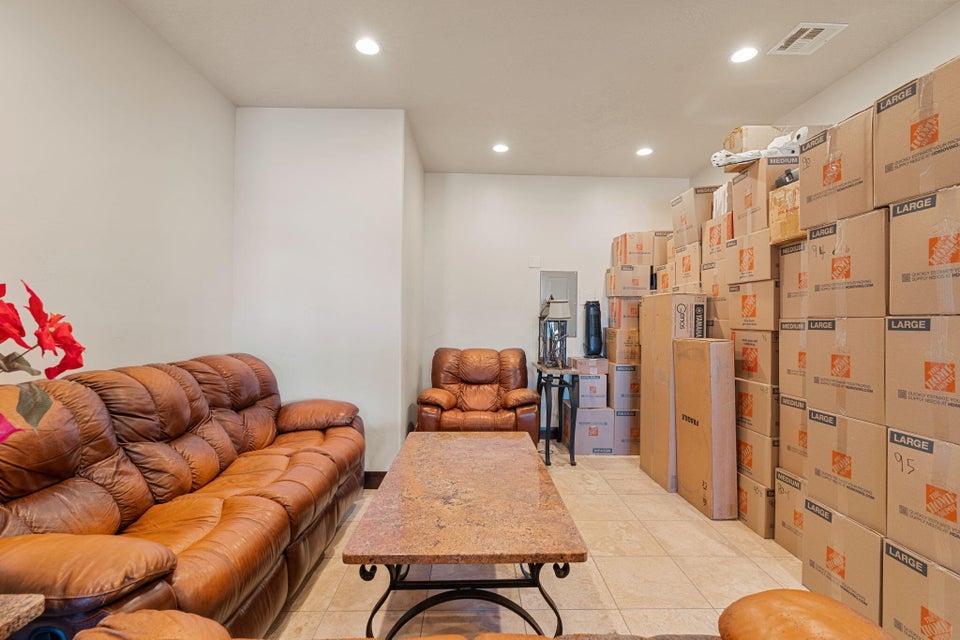 New Harmony, Utah, 84757, United States, 5 Bedrooms Bedrooms, ,6 BathroomsBathrooms,Residential,For Sale,2000791