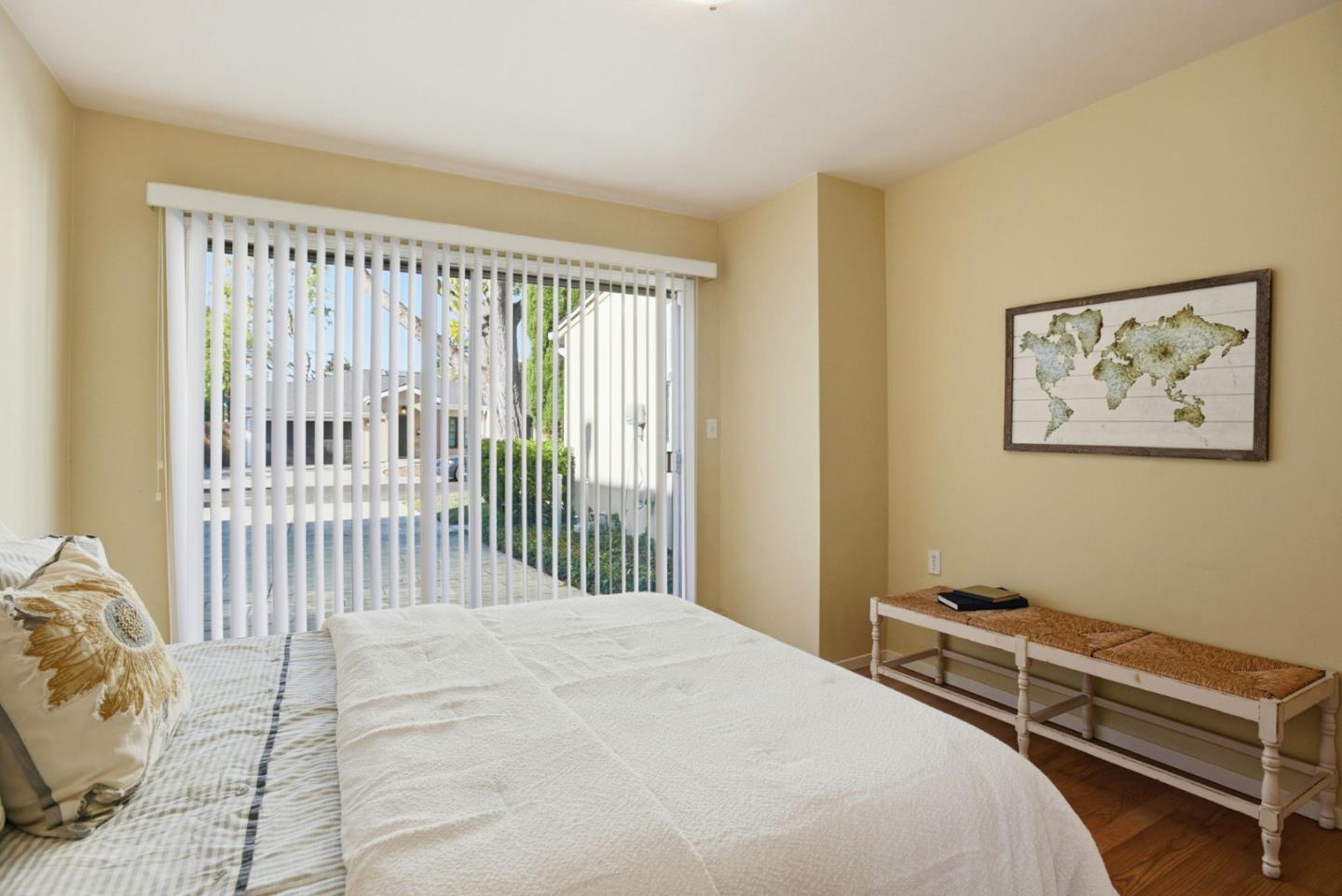 Palo Alto, California, 94303, United States, 2 Bedrooms Bedrooms, ,2 BathroomsBathrooms,Residential,For Sale,1989685