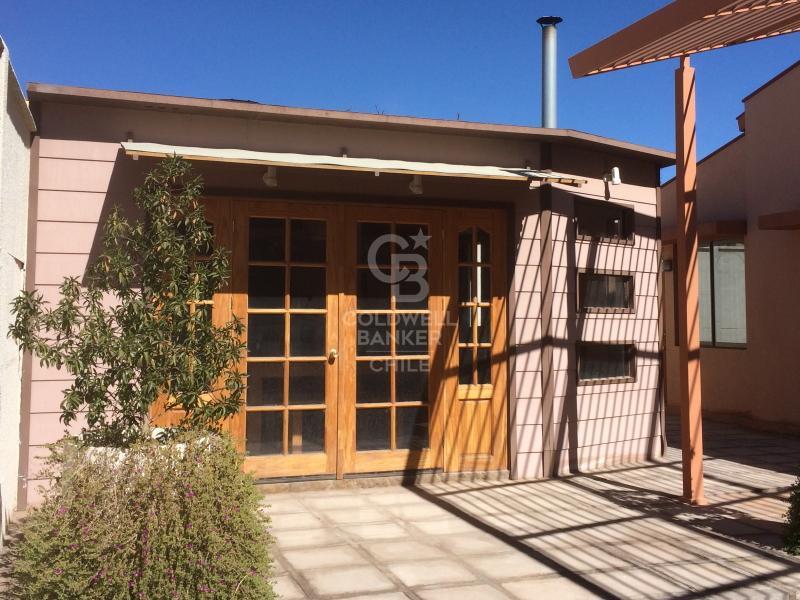 Calama, Chile, 5 Bedrooms Bedrooms, ,5 BathroomsBathrooms,Residential,For Sale,1895966