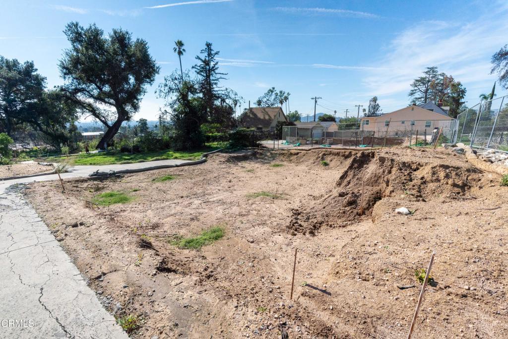 Altadena, California, 91001, United States, ,Land,For Sale,2000567