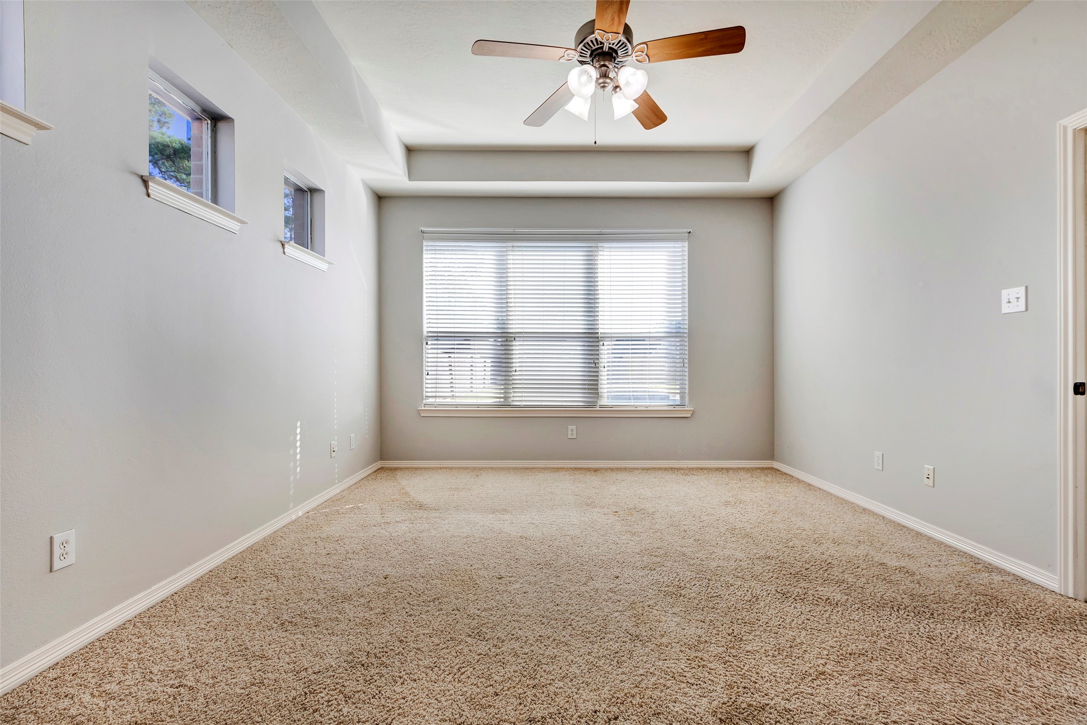 Tomball, Texas, 77377, United States, 4 Bedrooms Bedrooms, ,3 BathroomsBathrooms,Residential,For Sale,1989419