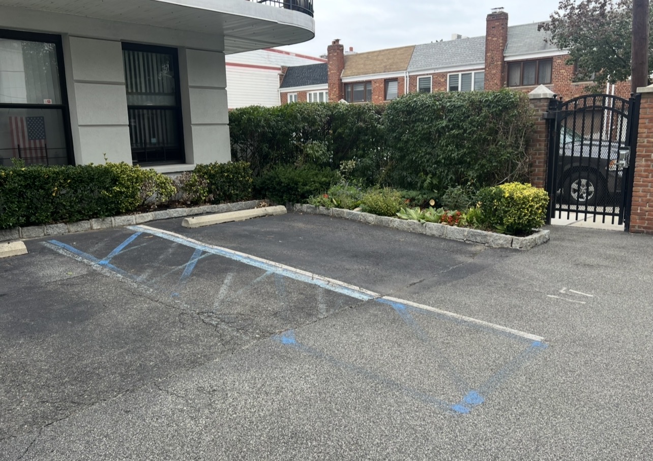 Glendale, New York, 11385, United States, 2 Bedrooms Bedrooms, ,2 BathroomsBathrooms,Residential,For Sale,1987911