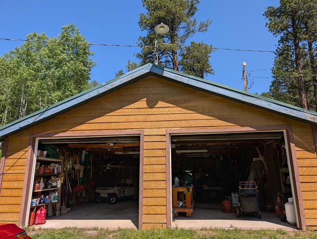 Lead, South Dakota, 57754, United States, 3 Bedrooms Bedrooms, ,1 BathroomBathrooms,Residential,For Sale,1888159