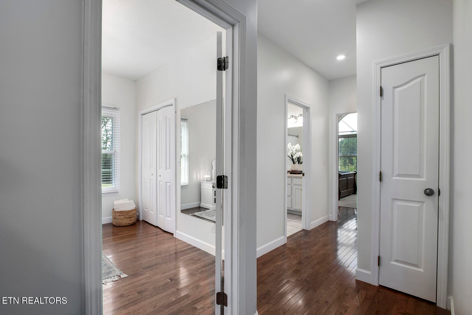 Harriman, Tennessee, 37748, United States, 3 Bedrooms Bedrooms, ,3 BathroomsBathrooms,Residential,For Sale,2011822