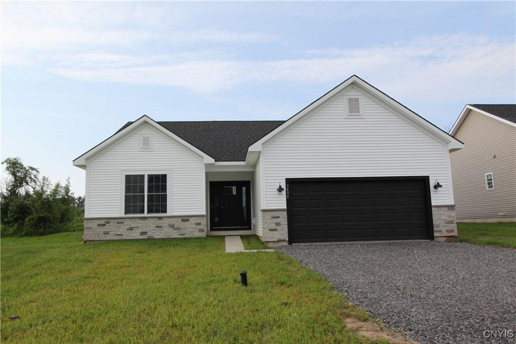 Baldwinsville, New York, 13027, United States, 2 Bedrooms Bedrooms, ,2 BathroomsBathrooms,Residential,For Sale,1868544