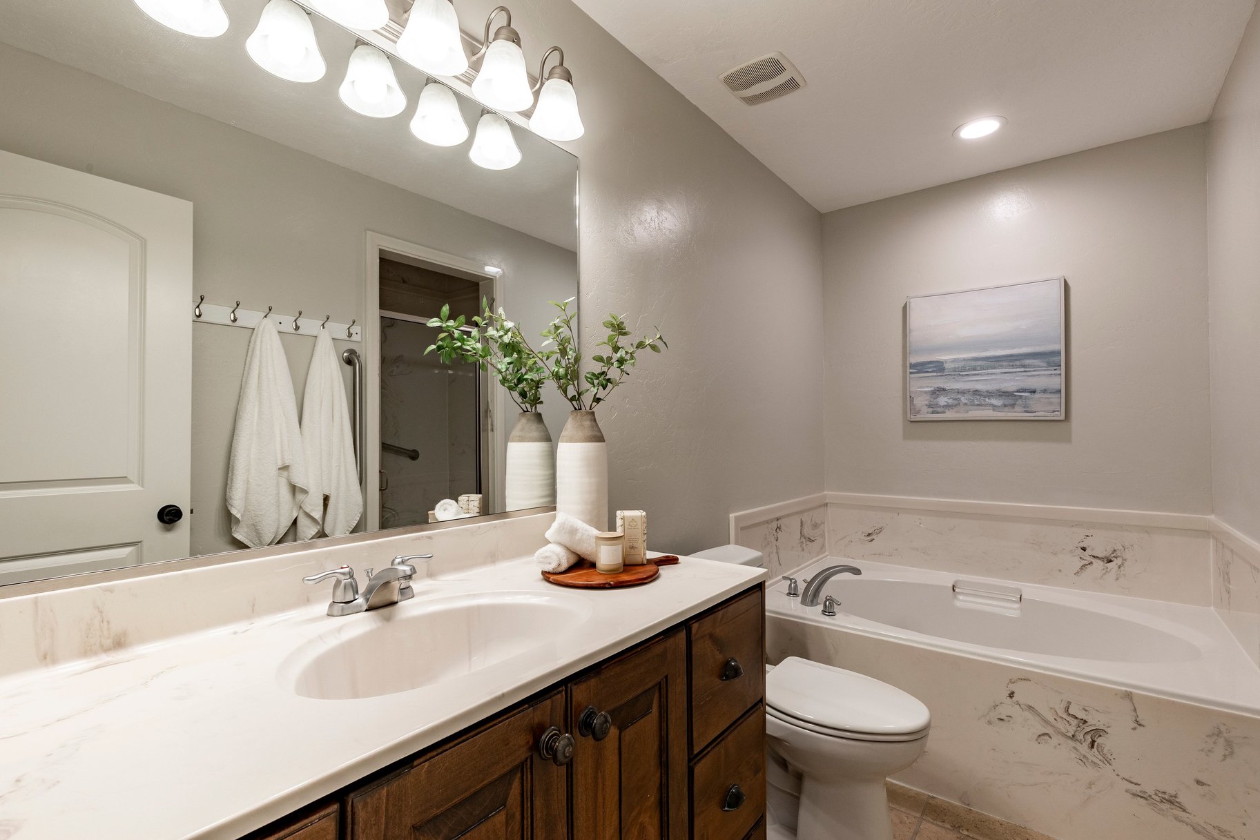  Exceptional Single-Level Living in One of Sandy