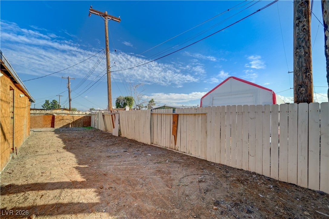 Las Vegas, Nevada, 89122, United States, 5 Bedrooms Bedrooms, ,4 BathroomsBathrooms,Residential,For Sale,2008777