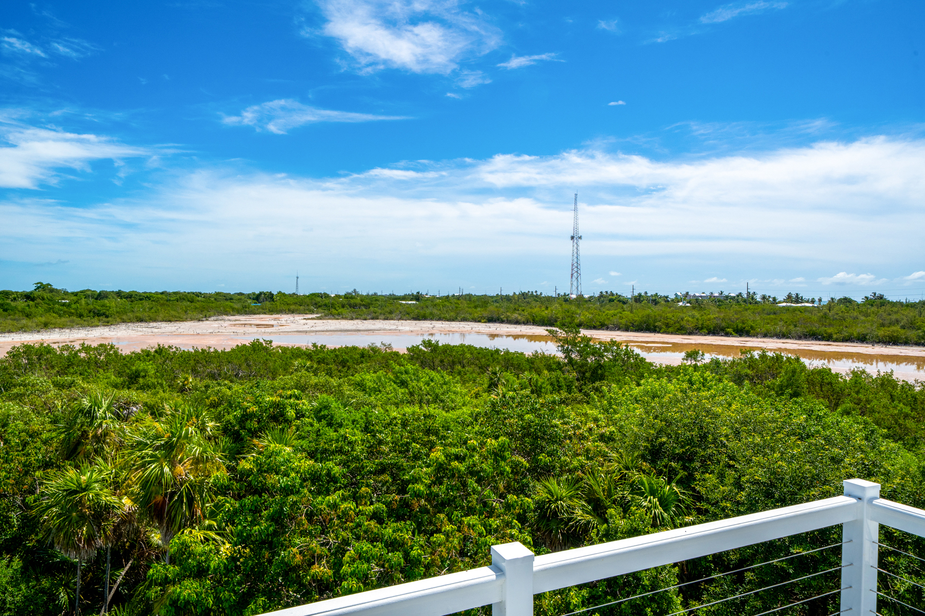  235 Tropical Avenue - 物件實景