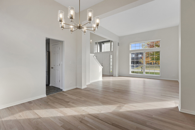 Lake in the Hills, Illinois, 60156, United States, 4 Bedrooms Bedrooms, ,3 BathroomsBathrooms,Residential,For Sale,1987015